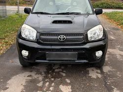 Schwarz Gebraucht 2004 Toyota RAV4 SUV | 7.500 € (Teuer)