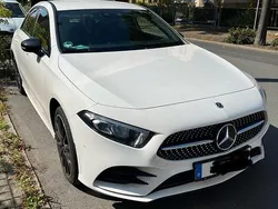 Weiß Gebraucht 2022 Mercedes A250 AMG line Limousine | 26.300 € (Guter Preis)