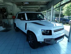 Yulong white (metallic) Gebraucht 2022 Land Rover Defender HSE SUV | 69.900 €