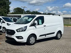 Frostweiß Gebraucht 2018 Ford Transit Custom Trend Van / Kleinbus | 16.490 € (Superpreis)