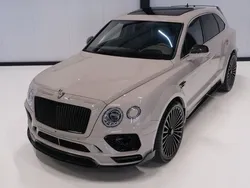 Grau Gebraucht 2018 Bentley Bentayga SUV | 180.895 €
