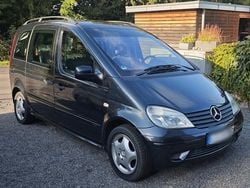 Schwarz Gebraucht 2001 Mercedes Vaneo Van / Kleinbus | 2.500 € (Guter Preis)