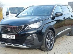 Schwarz Gebraucht 2020 Peugeot 5008 Allure Van / Kleinbus | 21.950 € (Fairer Preis)