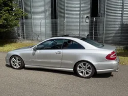 Silber Gebraucht 2003 Mercedes CLK500 Avantgarde Coupé | 4.950 €