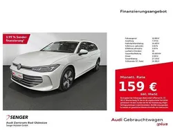 Weiß Gebraucht 2024 VW Passat Business Kombi | 31.880 € (Etwas zu teuer)
