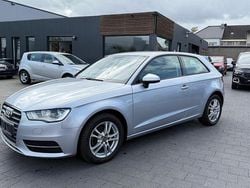 Florettsilber Gebraucht 2015 Audi A3 Attraction Kleinwagen | 7.950 € (Fairer Preis)