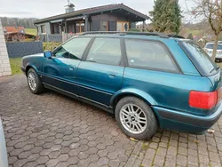 Grün Gebraucht 1994 Audi 80 Kombi | 3.000 €