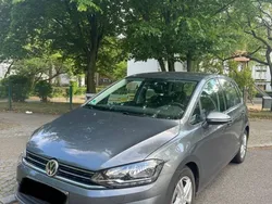 Grau Gebraucht 2018 VW Golf Sportsvan Van / Kleinbus | 14.500 € (Superpreis)