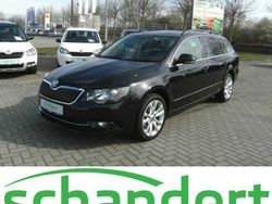 Schwarz metallic Gebraucht 2014 Skoda Superb Exclusive Kombi | 24.950 €