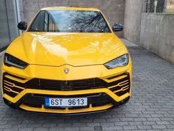 Gelb Gebraucht 2020 Lamborghini Urus SUV | 255.555 € (Fairer Preis)
