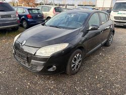 Schwarz Gebraucht 2010 Renault Mégane III Expression Limousine | 2.890 € (Superpreis)