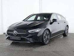 Unilack nachtschwarz Gebraucht 2024 Mercedes CLA180 Limousine | 32.730 € (Fairer Preis)