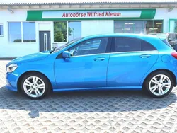 Panoramablaupearleffect Gebraucht 2016 Mercedes A200 Limousine | 17.550 € (Fairer Preis)