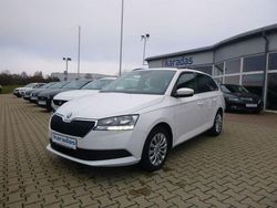 Weiß Gebraucht 2022 Skoda Fabia Kombi | 14.450 € (Fairer Preis)