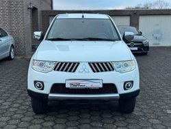 Weiß Gebraucht 2011 Mitsubishi L200 Invite Abholung | 9.500 € (Guter Preis)