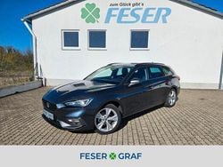 Grau Gebraucht 2024 Seat Leon FR Limousine | 24.940 € (Guter Preis)