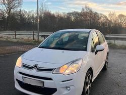 Weiß Gebraucht 2016 Citroën C3 Kleinwagen | 3.999 € (Guter Preis)