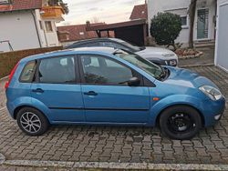 Blau Gebraucht 2003 Ford Fiesta Kleinwagen | 1.111 € (Fairer Preis)