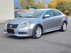 Silber Gebraucht 2013 Suzuki Kizashi Sport Limousine | 7.800 € (Superpreis)