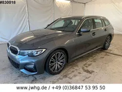 Grey metallic Gebraucht 2020 BMW 330 M Sport Kombi | 20.990 € (Superpreis)