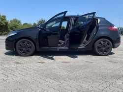 Schwarz Gebraucht 2011 Renault Mégane III Limousine | 4.500 € (Fairer Preis)