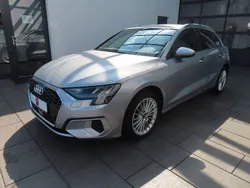 Silber Gebraucht 2023 Audi A3 Sportback Advanced Limousine | 26.000 € (Superpreis)