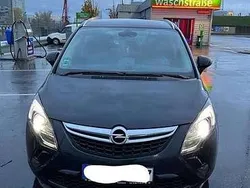 Schwarz Gebraucht 2012 Opel Zafira Tourer Innovation Van / Kleinbus | 5.800 € (Etwas zu teuer)