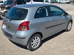 Silber Gebraucht 2006 Toyota Yaris Sol Kleinwagen | 1.499 € (Fairer Preis)
