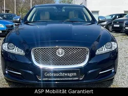 Blau Gebraucht 2012 Jaguar XJ Limousine | 23.999 €
