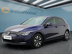 Blau Gebraucht 2024 VW Golf VIII Kleinwagen | 27.499 € (Guter Preis)