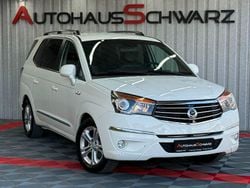 Weiß Gebraucht 2018 Ssangyong (KGM) Rodius Sapphire Van / Kleinbus | 12.990 €