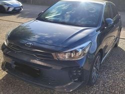 Grau Gebraucht 2018 Kia Rio GT-Line Limousine | 10.500 € (Guter Preis)