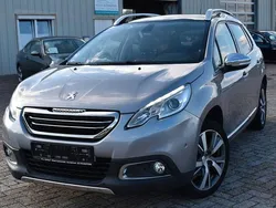 Grau Gebraucht 2013 Peugeot 2008 Allure SUV | 6.350 € (Fairer Preis)