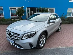Silber Gebraucht 2017 Mercedes GLA200 SUV | 20.980 € (Fairer Preis)