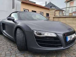 Grau Gebraucht 2011 Audi R8 Spyder Ambiente Cabrio | 85.500 € (Etwas zu teuer)