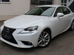 Weiß Gebraucht 2013 Lexus IS300h Luxury Line Limousine | 15.490 € (Fairer Preis)