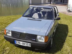 Blau Gebraucht 1984 Fiat Uno Kleinwagen | 4.555 €
