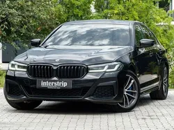 Sapphire metallic Gebraucht 2021 BMW 530e M Sport Limousine | 33.990 €