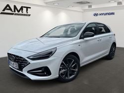 Weiß Gebraucht 2024 Hyundai i30 Advantage Limousine | 24.650 € (Fairer Preis)