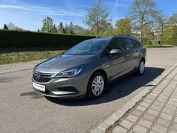 Grau Gebraucht 2017 Opel Astra Business Kombi | 5.790 € (Fairer Preis)
