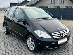 Schwarz Gebraucht 2009 Mercedes A200 Avantgarde Van / Kleinbus | 4.499 € (Fairer Preis)