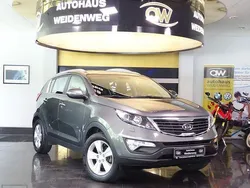Grau Gebraucht 2011 Kia Sportage 4 SUV | 12.950 € (Guter Preis)