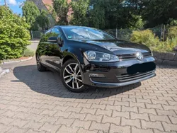 Schwarz Gebraucht 2015 VW Golf VII LOUNGE Limousine | 8.900 € (Guter Preis)