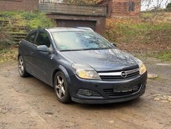 Blau Gebraucht 2006 Opel Astra GTC Sport Coupé | 2.000 € (Guter Preis)