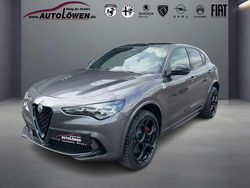 Grigio vesuvio, metallic Neu 2025 Alfa Romeo Stelvio SUV | 94.950 € (Fairer Preis)