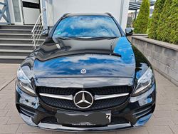 Schwarz Gebraucht 2020 Mercedes C300 Kombi | 28.200 € (Fairer Preis)