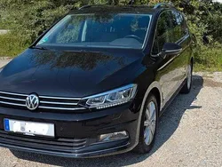 Schwarz Gebraucht 2016 VW Touran Highline Van / Kleinbus | 16.800 € (Guter Preis)