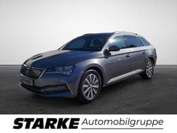 Graphitegrau metallic Gebraucht 2022 Skoda Superb Ambition Kombi | 22.890 € (Superpreis)
