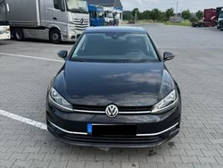 Schwarz Gebraucht 2018 VW Golf VII Sound Limousine | 15.000 € (Guter Preis)