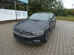 Grau Gebraucht 2020 VW Passat Business Kombi | 21.790 € (Guter Preis)